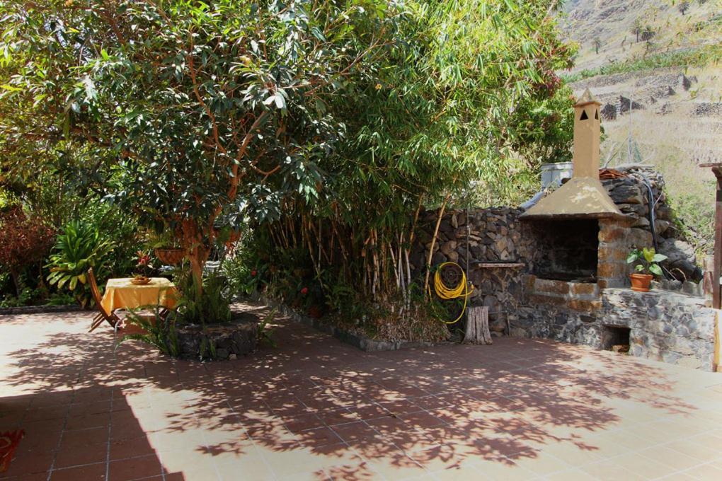 Casa Rural Los Aromos - Wunderschones Landhaus Mit Meerblick Hermigua Extérieur photo